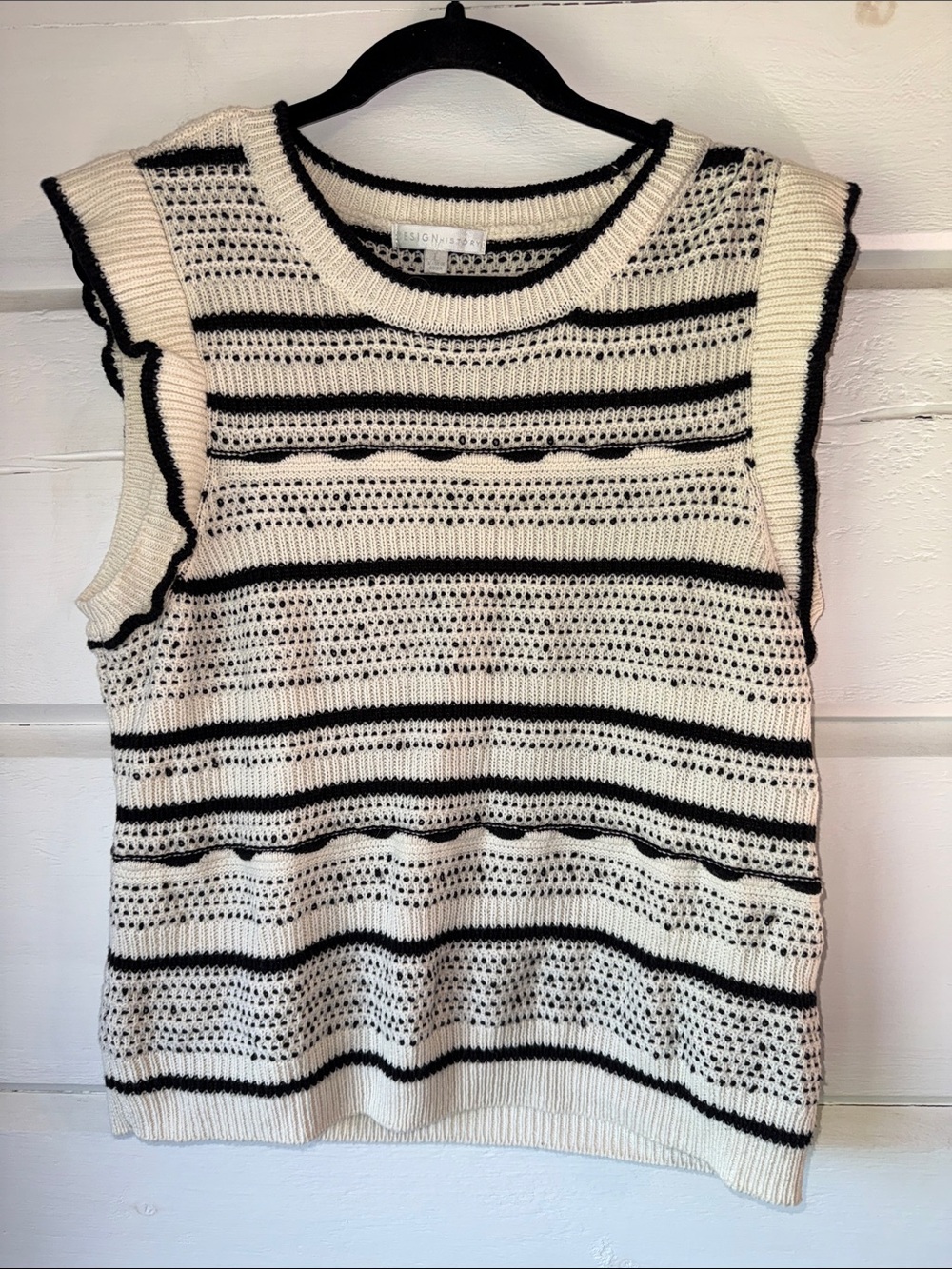 Design History Cream and Black Striped Sleeveless Knit Top